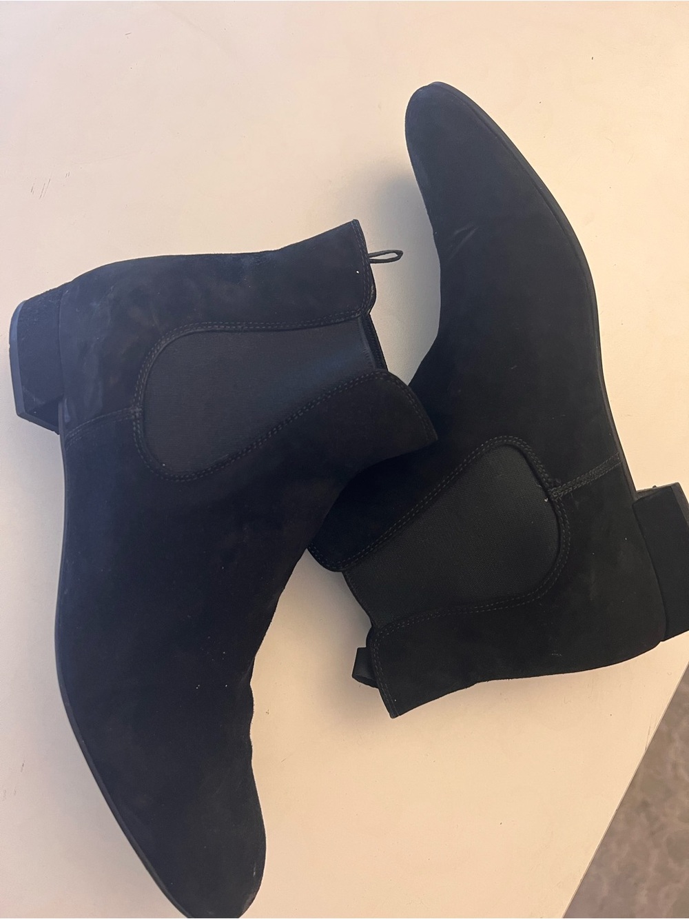 Calzrure Donna Black Suede Chelsea Booties
